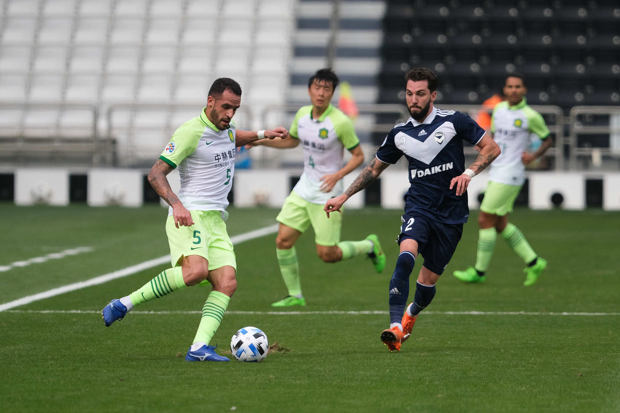 ayx-今夜里昂调整名单——亚冠节点到来，引发热议，医务组通报恢复的简单介绍