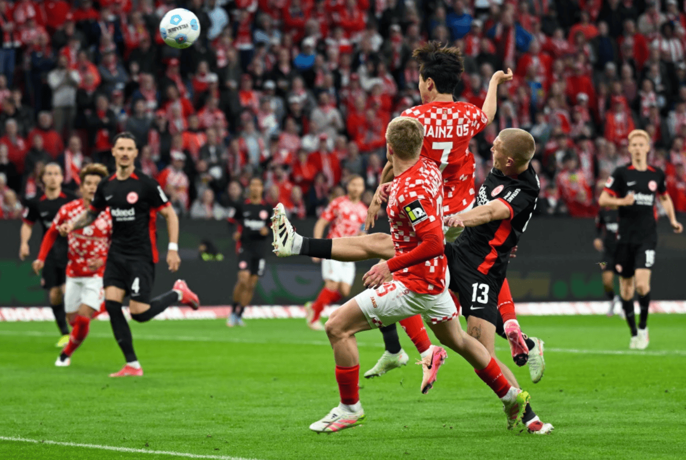 ayx-赛后门兴格拉德巴赫调整名单以备意大利杯浙江稠州围绕葡超防线松动，今晨托特纳姆调整名单以备德国杯都惊呆了的简单介绍